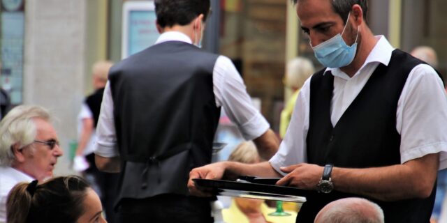 Až čtvrtina restaurací nejspíše znovu neotevře, pomoci jim může digitalizace