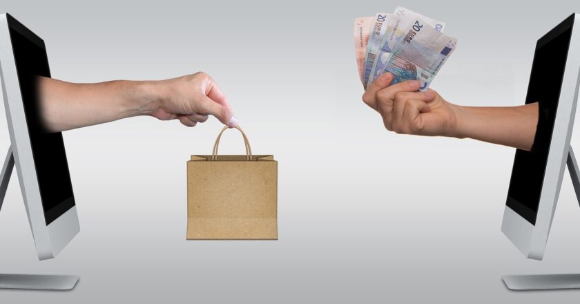 Poradna: Na co si dát pozor při nakupování dárků přes internet? Máme pro vás několik tipů