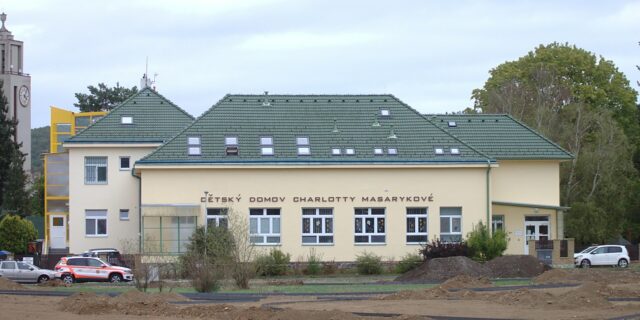 Peníze pro dětský domov: APOGEO pomáhá dlouhodobě