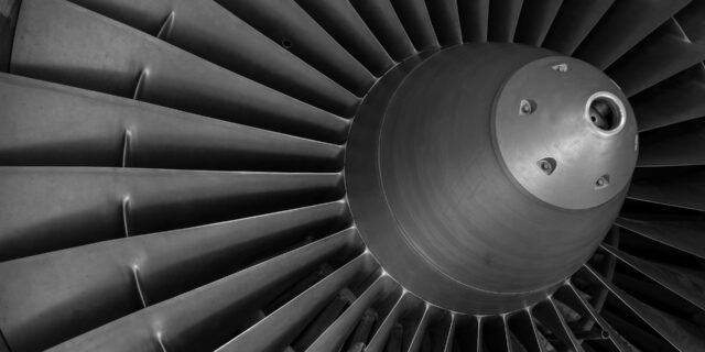 Občas někdo přijde s tím, že chce naši firmu koupit. Odpověď moje a dětí je jasná: Samozřejmě, že neprodáme