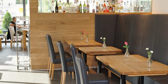 České firmy přicházejí o miliony korun, protože ještě nezačaly aplikovat nový stravenkový paušál