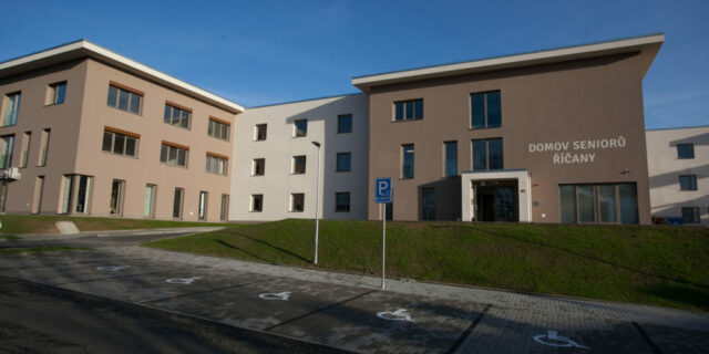 Říčanské Alzheimer centrum vyšetří postcovidový syndrom u svých pacientů