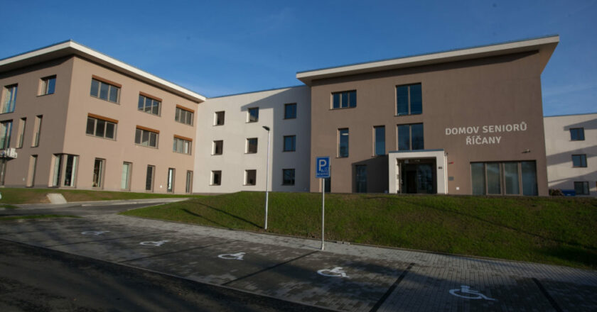 Říčanské Alzheimer centrum vyšetří postcovidový syndrom u svých pacientů