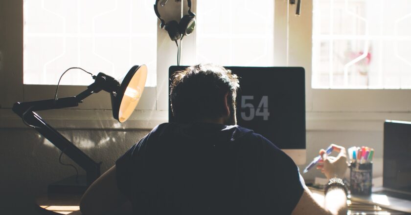 Home office: Většině Čechů nevyhovuje, i kvůli nedostatku prostoru