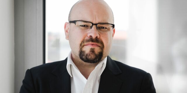 Apogeo dvacet let úspěšně konkuruje nadnárodním hráčům, je volbou i pro zahraniční klientelu