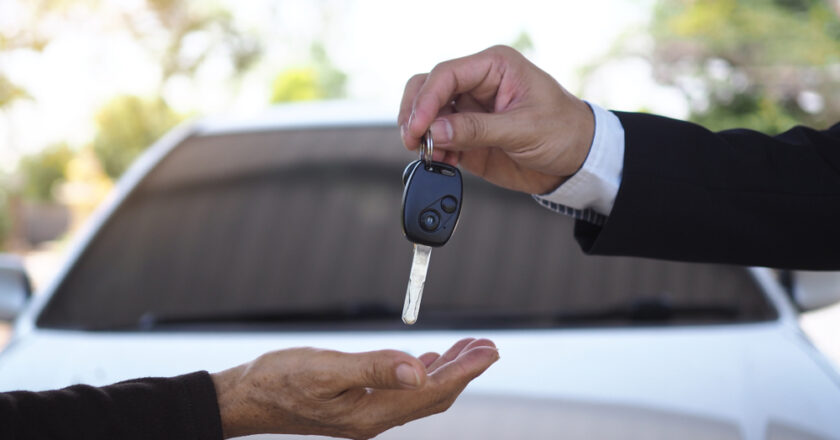 Mnoho lidí prodává automobil na ústní dohodu. Později často litují