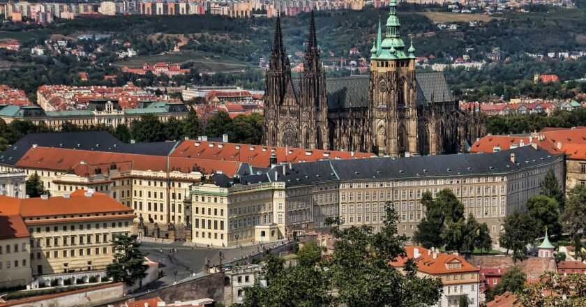 Komentář: Dopady sporu mezi prezidentem a premiérem o ministry