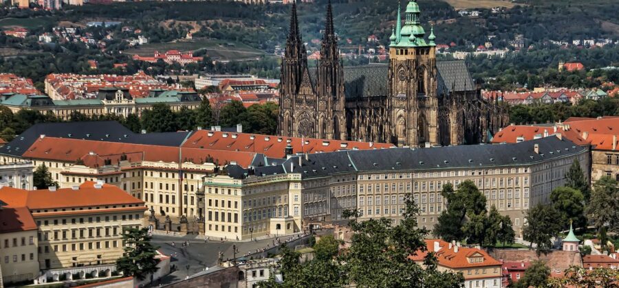 Komentář: Dopady sporu mezi prezidentem a premiérem o ministry