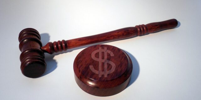 Mareš: Stane se rudá profesorka šéfkou amerického regulačního úřadu?