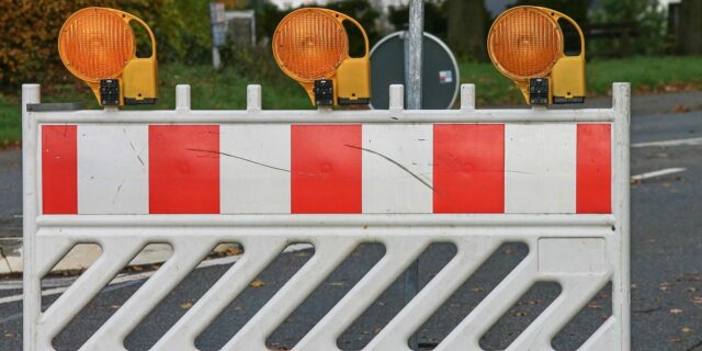 Čína uvaluje ekonomické sankce na neposlušné státy, trestá ale hlavně sama sebe