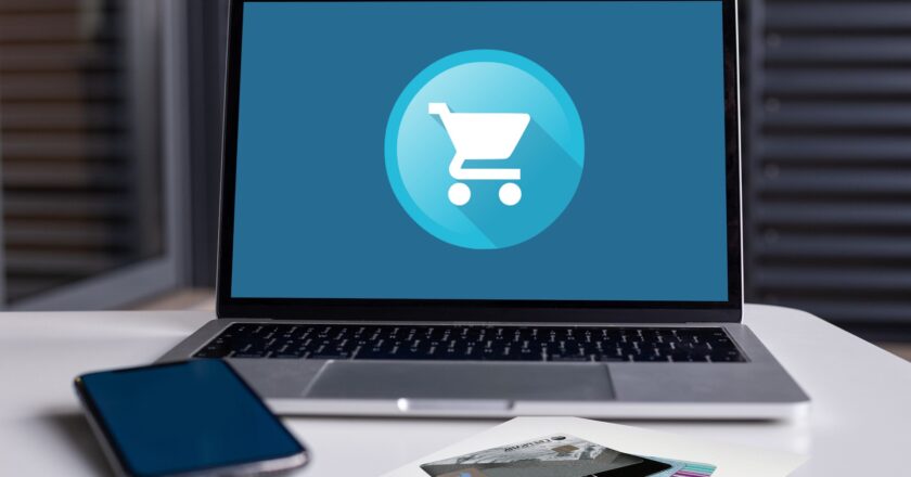 České e-commerce se daří. Nejvíce přibývá e-shopů s oblečením a doplňky
