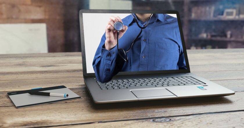 Komentář: České zdravotnictví čeká restart, pomůže konečně telemedicína?