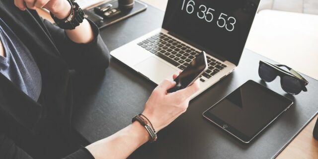 Chytré výplaty, blockchain i umělá inteligence. Trendy v oblasti fintech podle IC Group