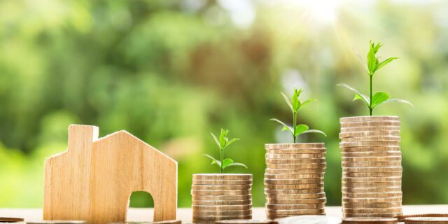 Ekonomickým turbulencím odolávají konzervativní investice. S rostoucí inflací jsou stále lákavější