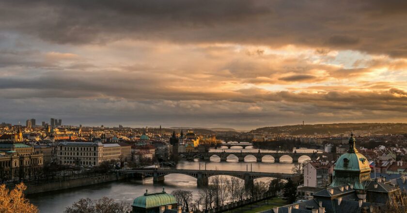 Index prosperity: Češi jsou v solidaritě a důvěře ve společnosti na desátém místě v EU