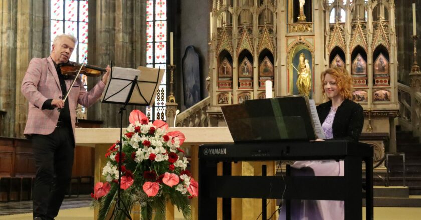 Lucie Klára Tóth: Technologie a sítě odvykají děti i dospělé poslouchat a vnímat hudbu soustředěně