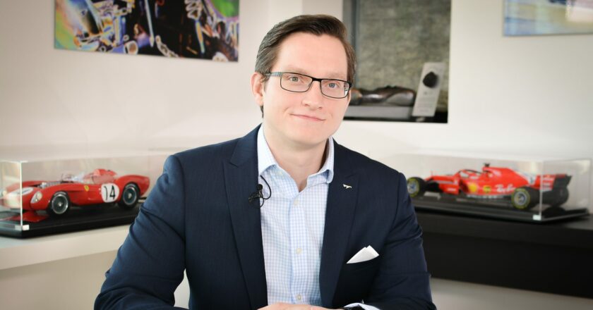 Štěpán Křeček: Již nadále není možné, aby snahu ČNB neutralizovala česká vláda nejrychlejším zadlužováním v rámci EU