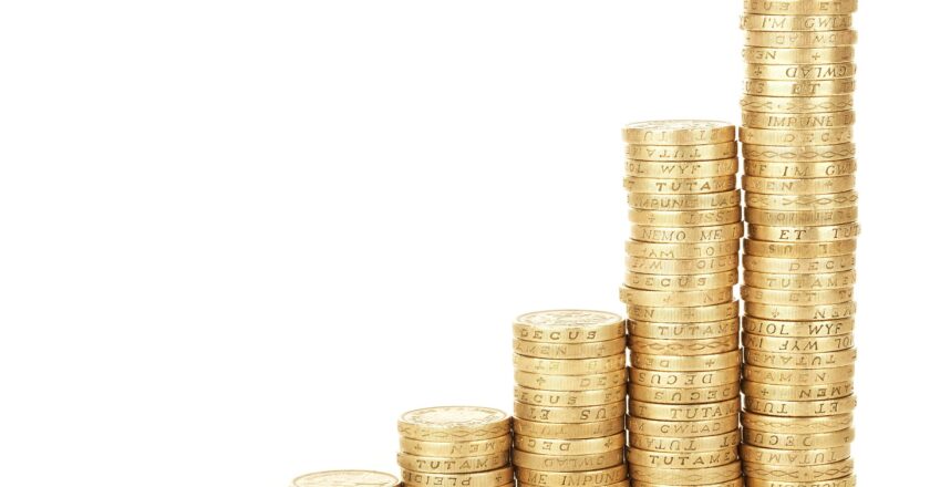 Karlovarská losovačka na trhu veřejných zakázek. O velkou část z nich „soutěží“ jen jeden dodavatel