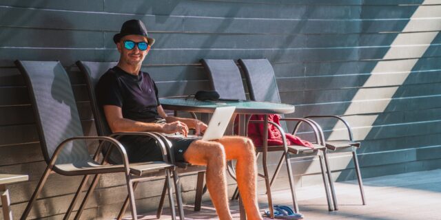 Česko je centrum IT inovací, přesto talentovaní odborníci hledají práci v zahraničí