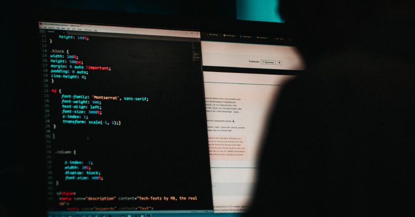 Kyberbezpečnost v roce 2023: falšování voleb, školení zaměstnanců a „klonování“ hlasů