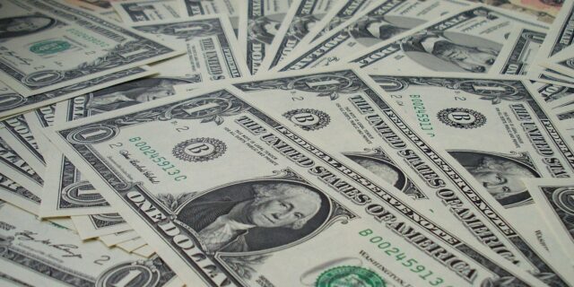 CETA: USA hrozí náraz do dluhového stropu