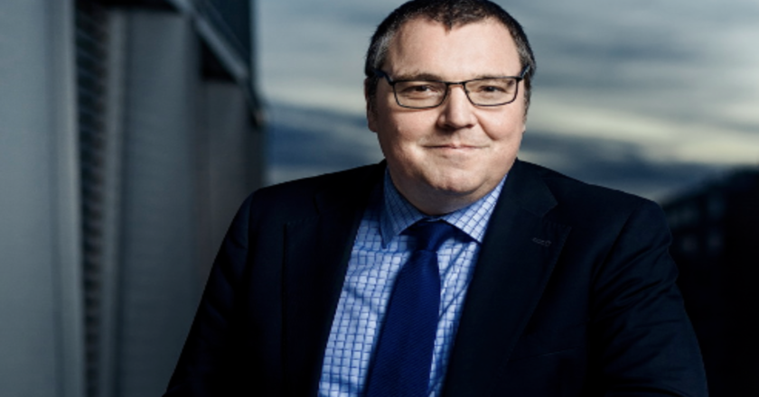 Miroslav Singer: Jednoznačně začít škrtat v rozpočtových výdajích