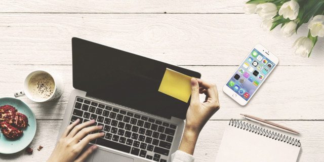 Poradna: Čas brigád se blíží. Jaké jsou výhody a nevýhody prací na dohody?