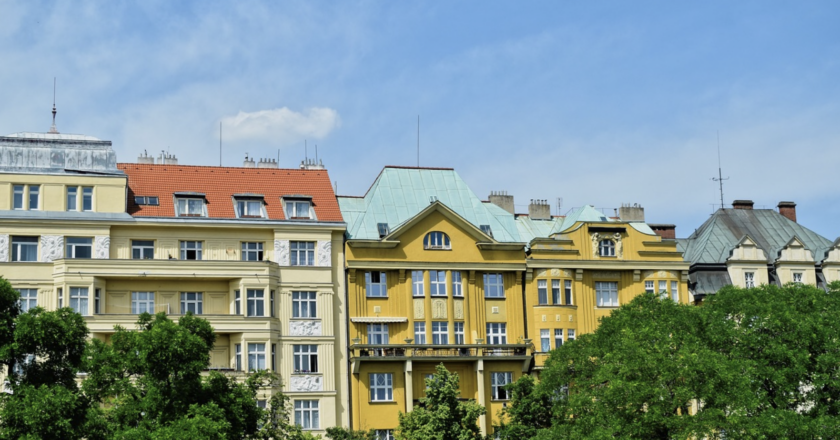 Daň z nemovitých věcí, kterou je třeba plně či zčásti uhradit do konce května, přináší řadu novinek. Jak mají poplatníci postupovat, když je jim výměr daně nejasný nebo k němu mají výhrady?