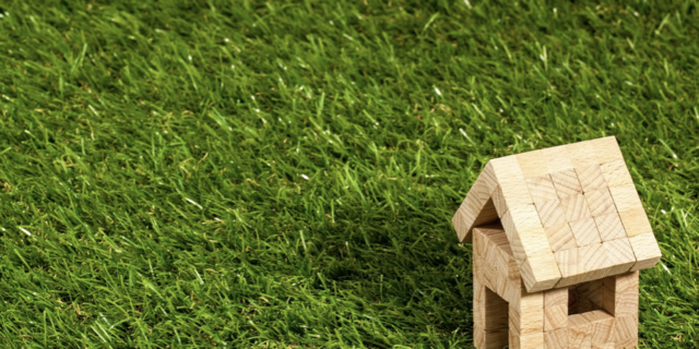 Komentář: Opravdu nemovitostní trh v létě spí?