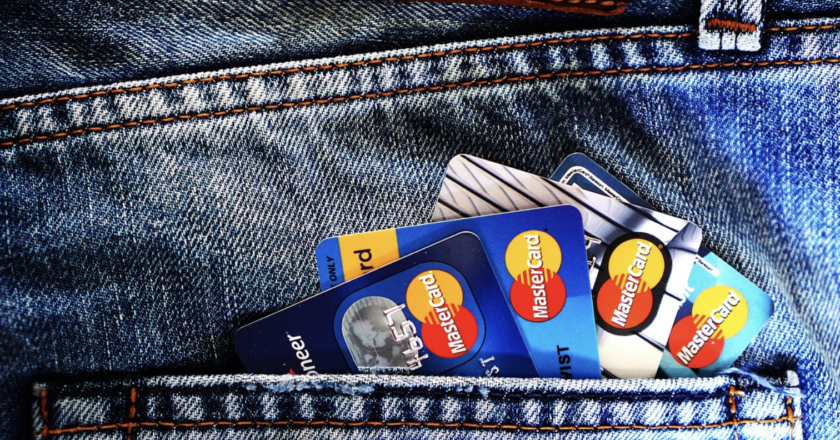 ČNB zpřístupní registr pro platby na kontakt