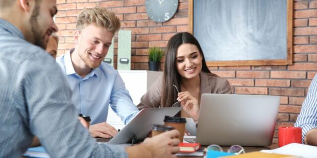 Kanceláře jsou stále v kurzu. Klasické office budovy, resimercial trendy prostory i coworkingy