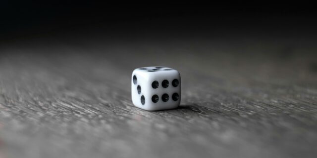 Schmarcz: Vláda měla na výběr mezi hanbou a stávkou. Zvolila hanbu, bude mít stávku…