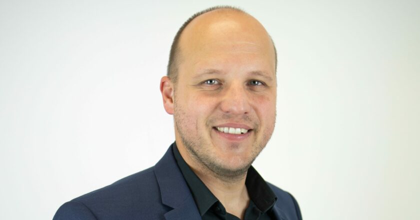 David Šnajdr: Co se týká finančních trhů, nevidím výrazný rozdíl mezi používáním koruny a eura