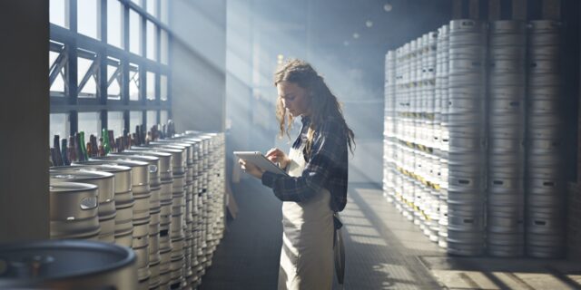 Mladé ženy láká podnikání stejně jako muže. Cestu k němu mají složitější