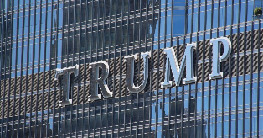 Schmarcz: Nepanikařte, kapitalismus funguje! To jen v Bílém domě se všichni zbláznili…