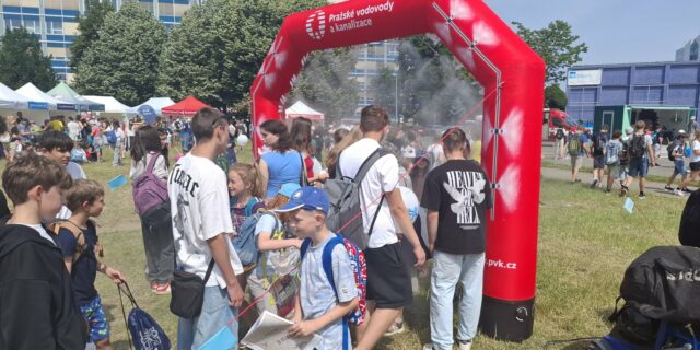 PVK na VědaFestu zabodovaly představením své činnosti i mlžící bránou