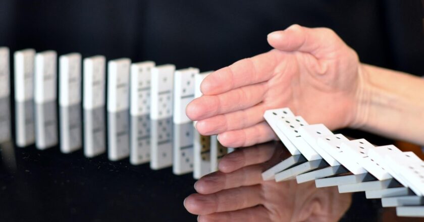 Schmarcz: Pravicová politika? Zapomeňte, končící kabinet je takový středový údržbář…