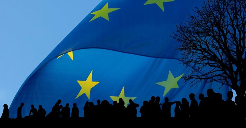 Schmarcz: Diktát Bruselu, nebo dobrovolnost? Vláda kvůli povolenkám EU ETS oprašuje starý nápad s flexibilní Unií