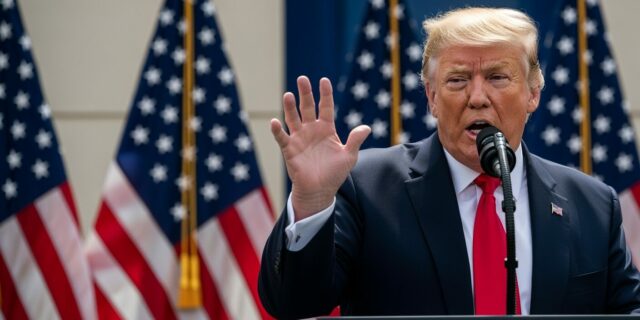 Trumpův tlak na Evropu, aby uvalila 100% cla na Indii a Čínu, vyvolává obavy